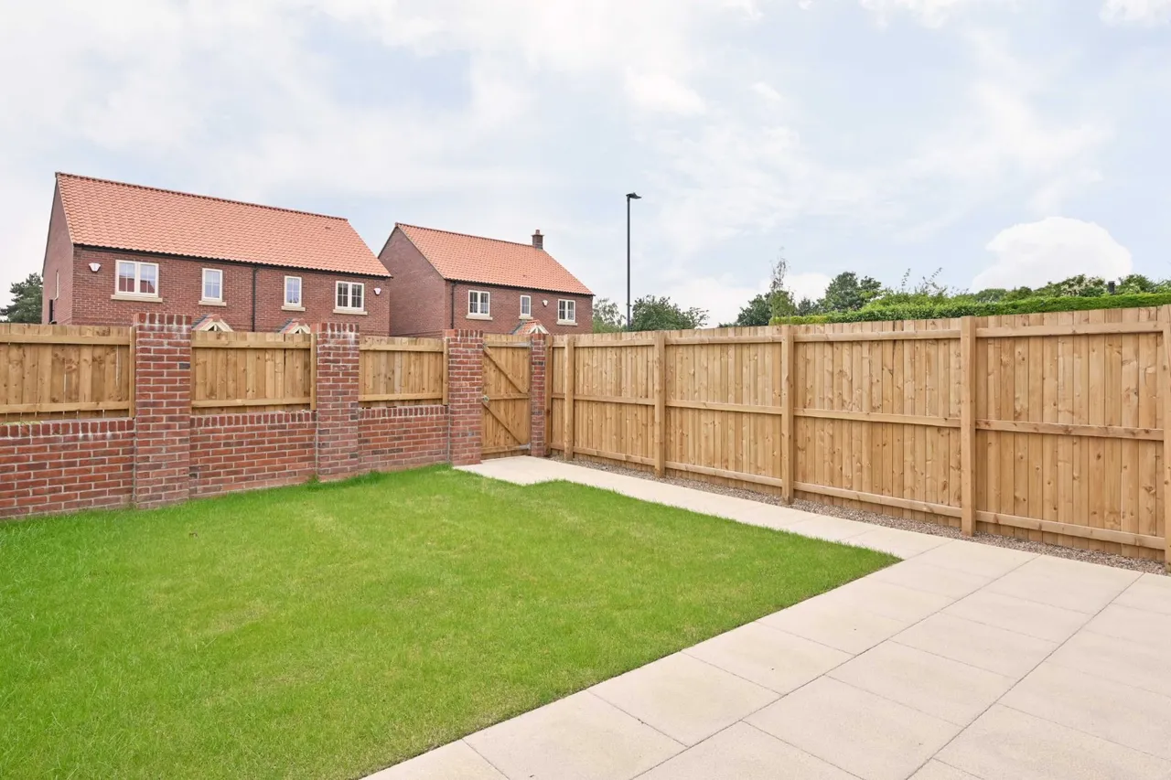 Townsend Close, Shipton By Beningbrough, YO30, photo 11