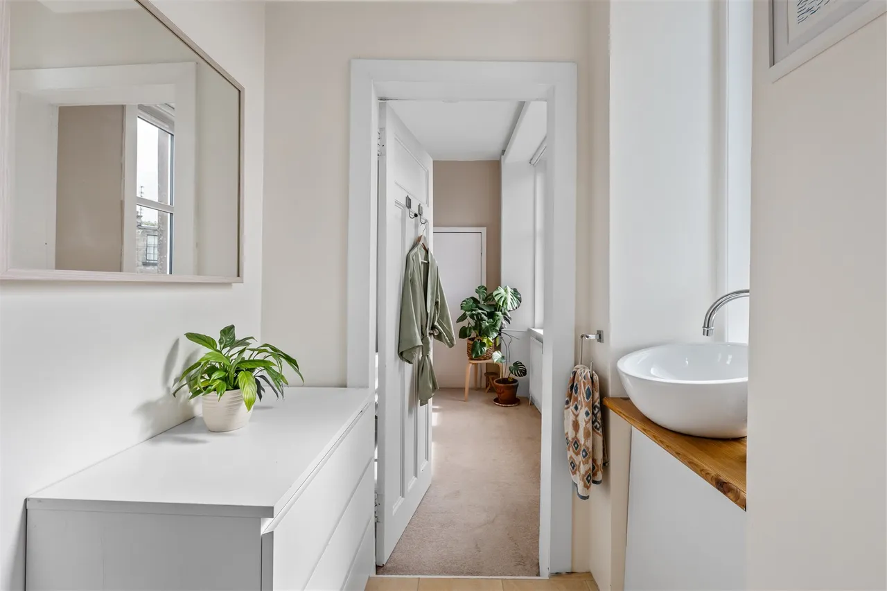3/2 279 Crow Road, Broomhill, G11 7BG, photo 7