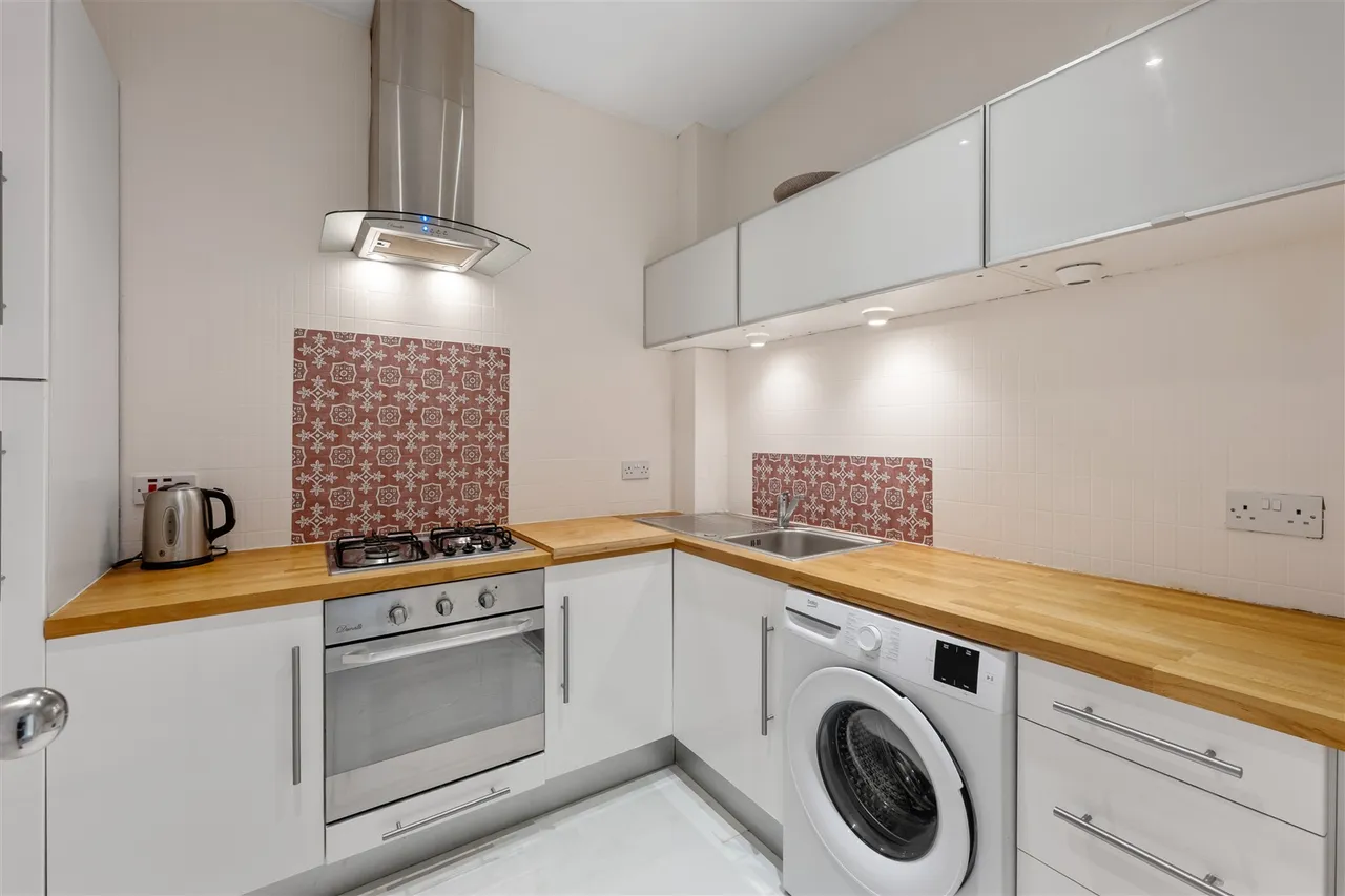 3/2 279 Crow Road, Broomhill, G11 7BG, photo 10
