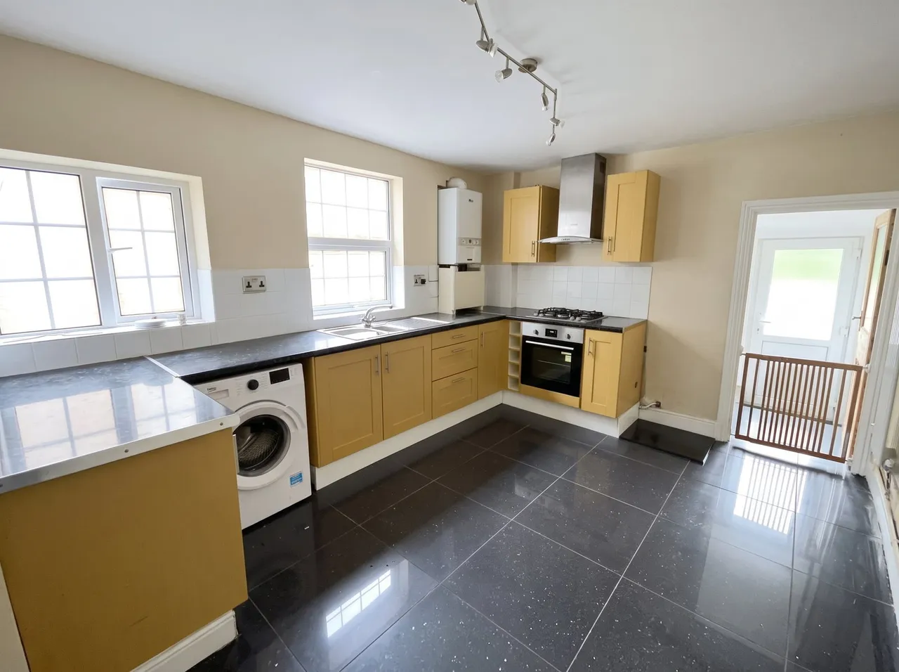 Park Road, Treorchy, CF42, photo 5