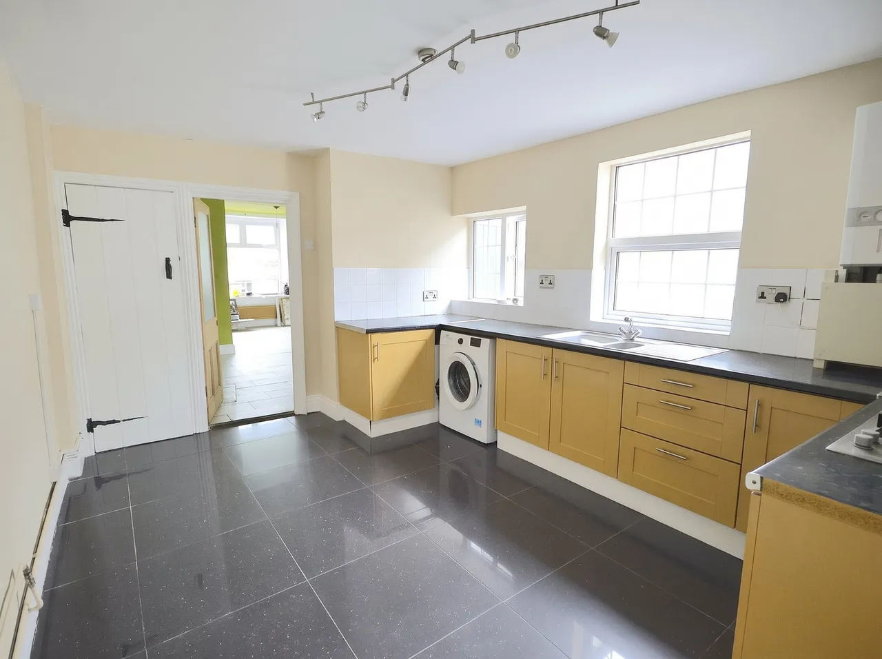 Park Road, Treorchy, CF42, photo 6
