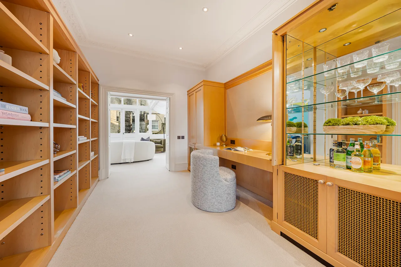 Gerald Road, Belgravia, London, photo 12