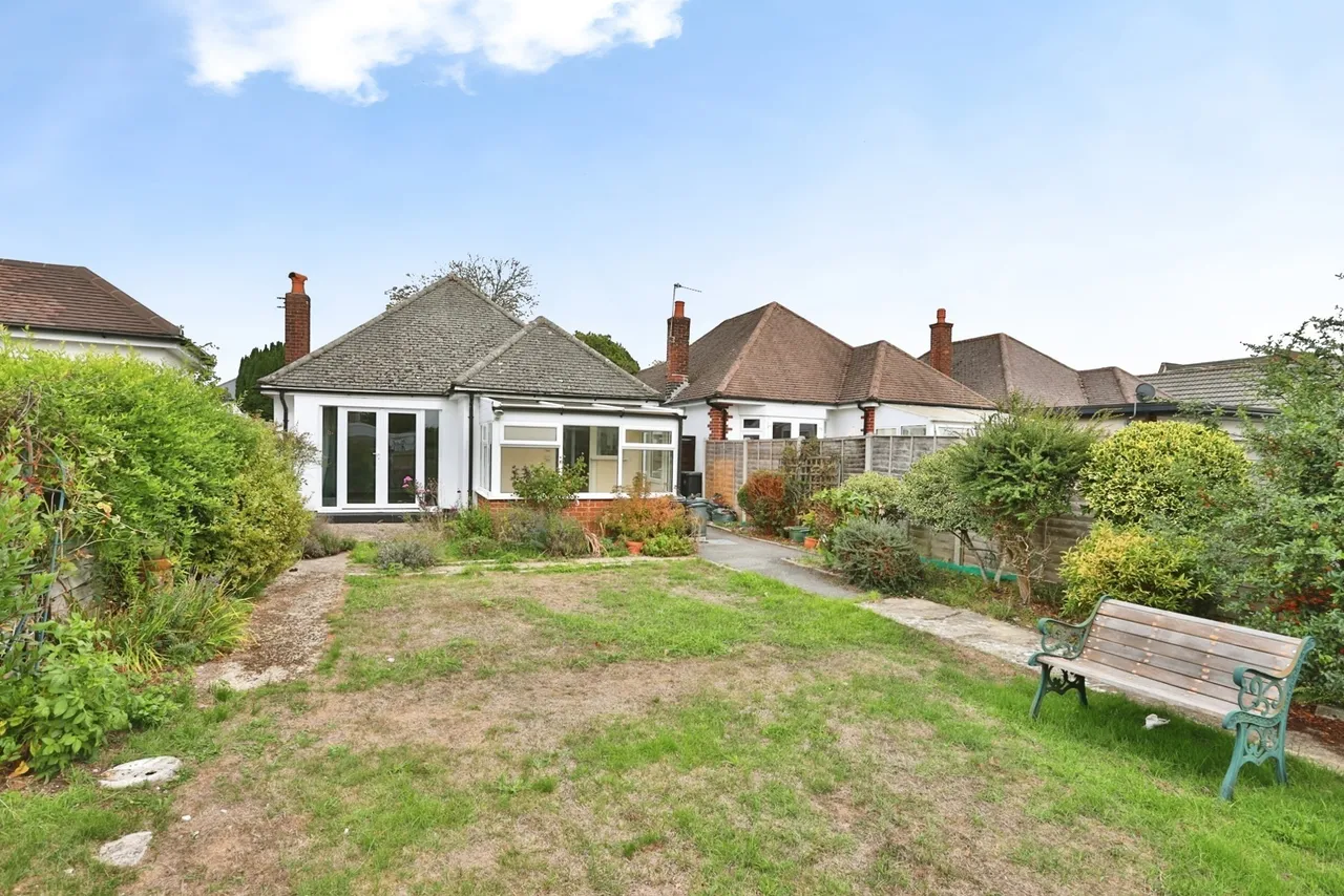 Muscliffe Lane, Throop Village, BH9, photo 2