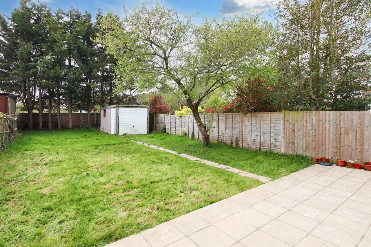 Woodmere Avenue, Croydon, Croydon, CR0 7PG, photo 2