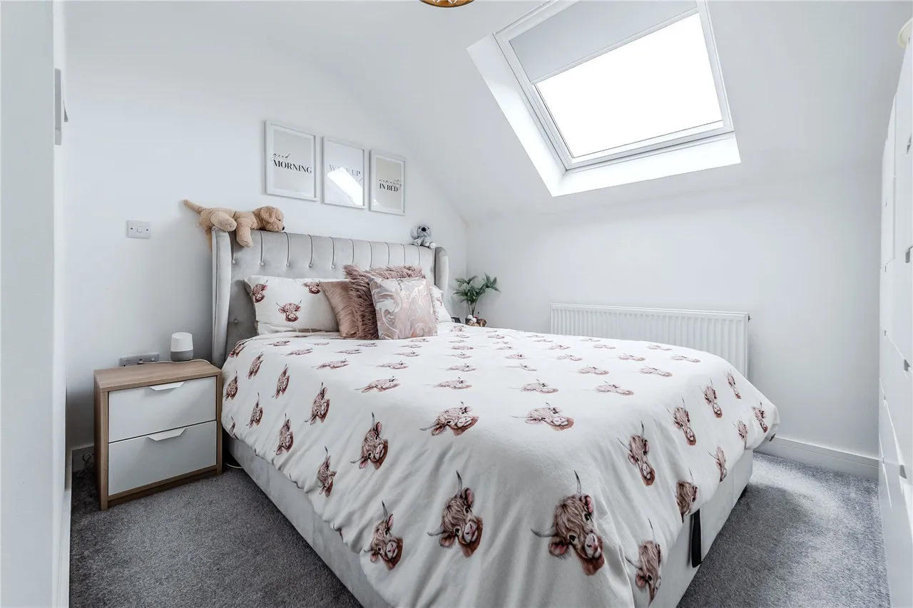 Albion Close, Apperley Bridge, BD10, photo 11