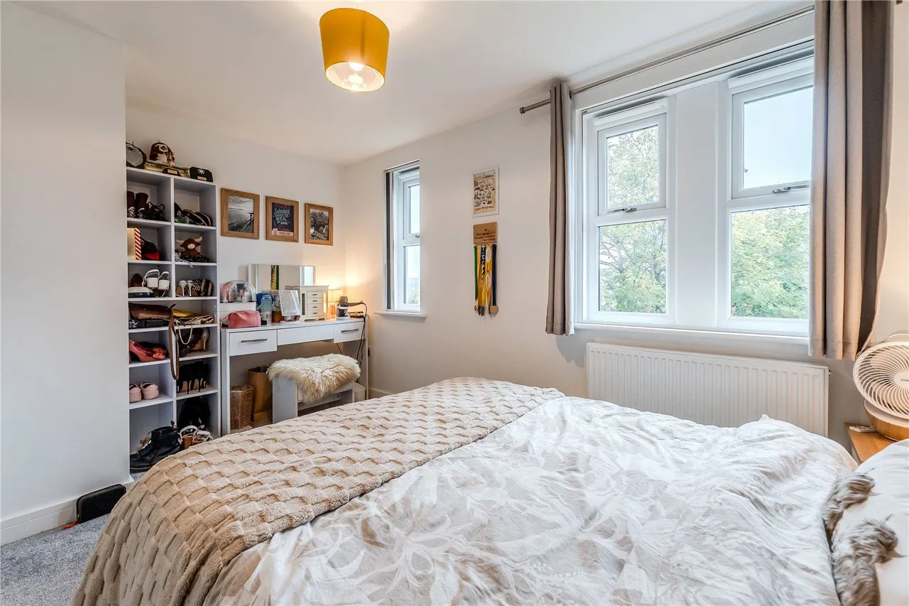 Albion Close, Apperley Bridge, BD10, photo 8