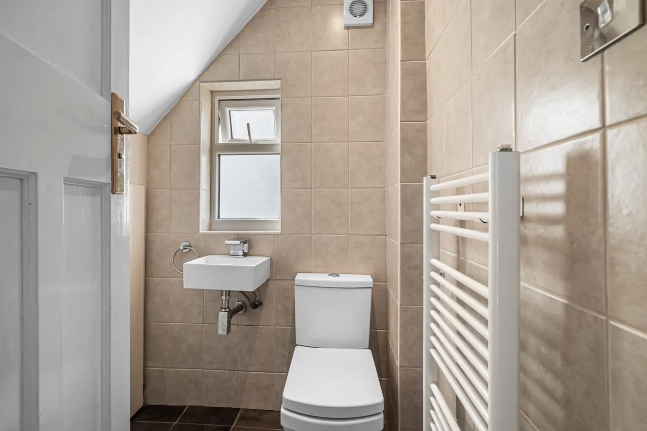 Beverley Close, Addlestone, KT15, photo 8