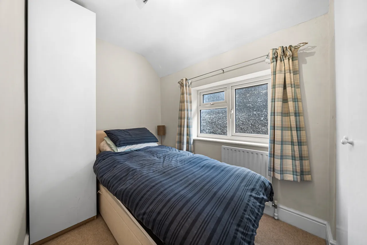 Beverley Close, Addlestone, KT15, photo 11