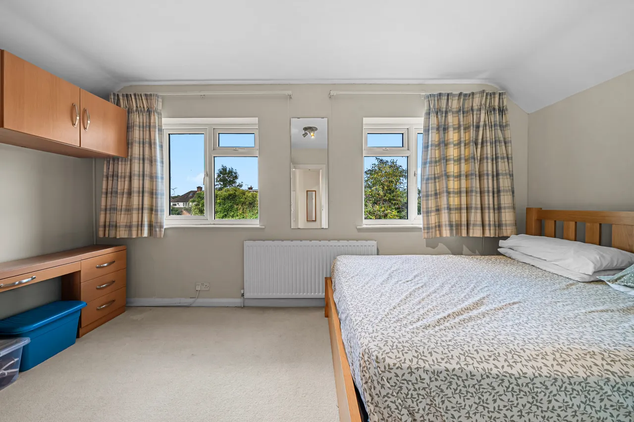 Beverley Close, Addlestone, KT15, photo 9