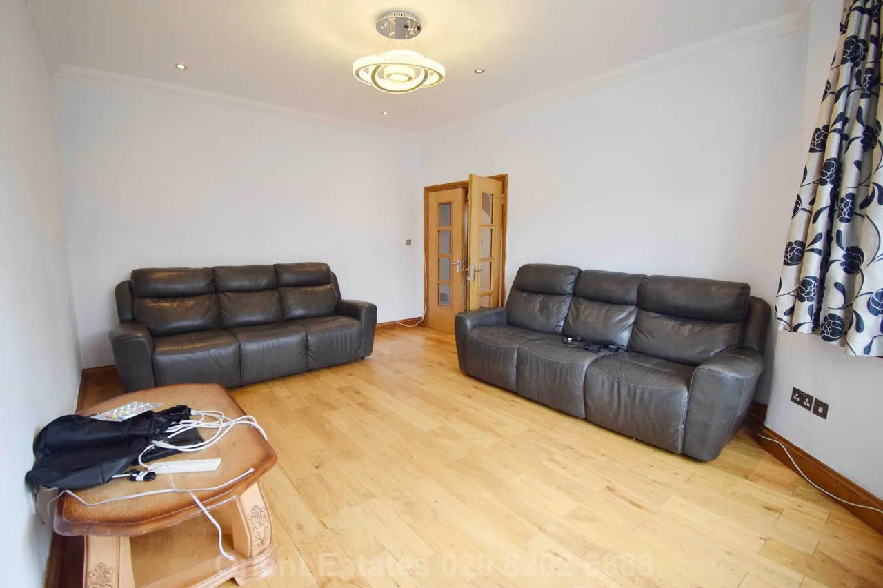 Neeld Crescent, London, NW4 3RP, photo 4