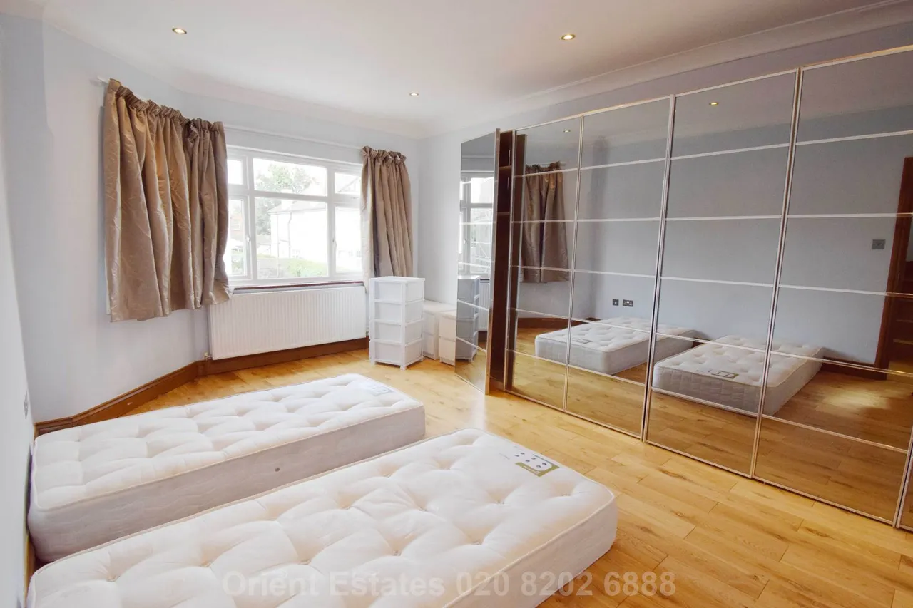 Neeld Crescent, London, NW4 3RP, photo 6