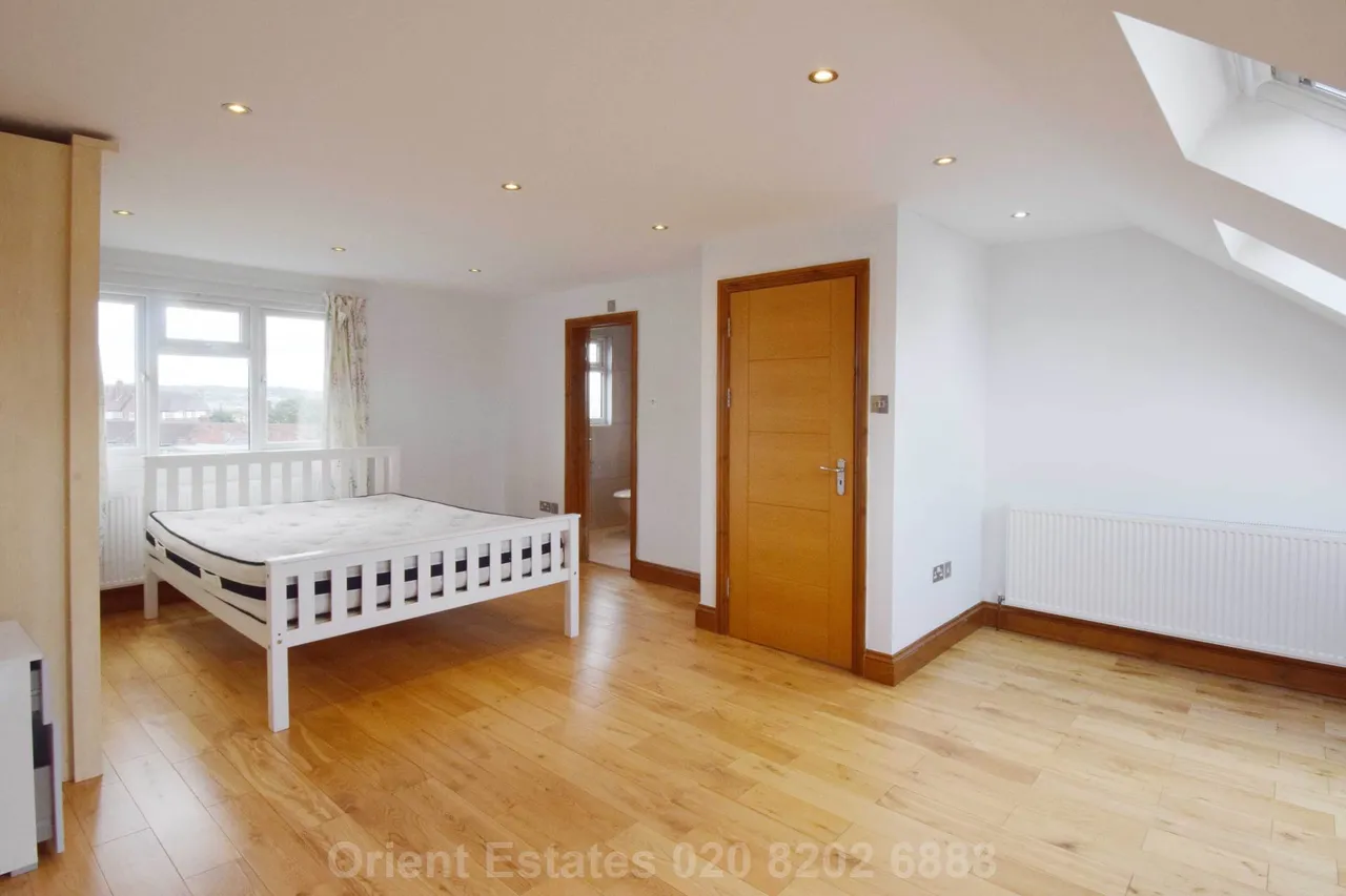 Neeld Crescent, London, NW4 3RP, photo 13