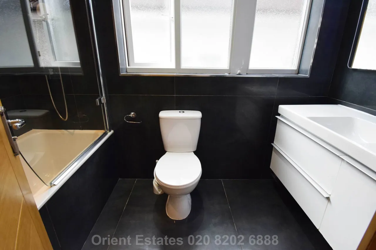 Neeld Crescent, London, NW4 3RP, photo 8