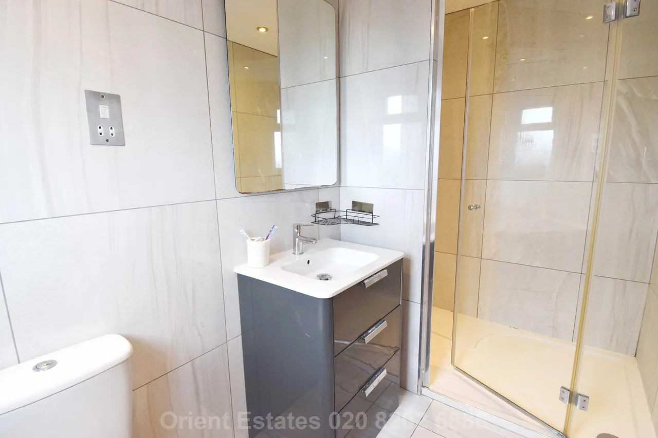 Neeld Crescent, London, NW4 3RP, photo 11