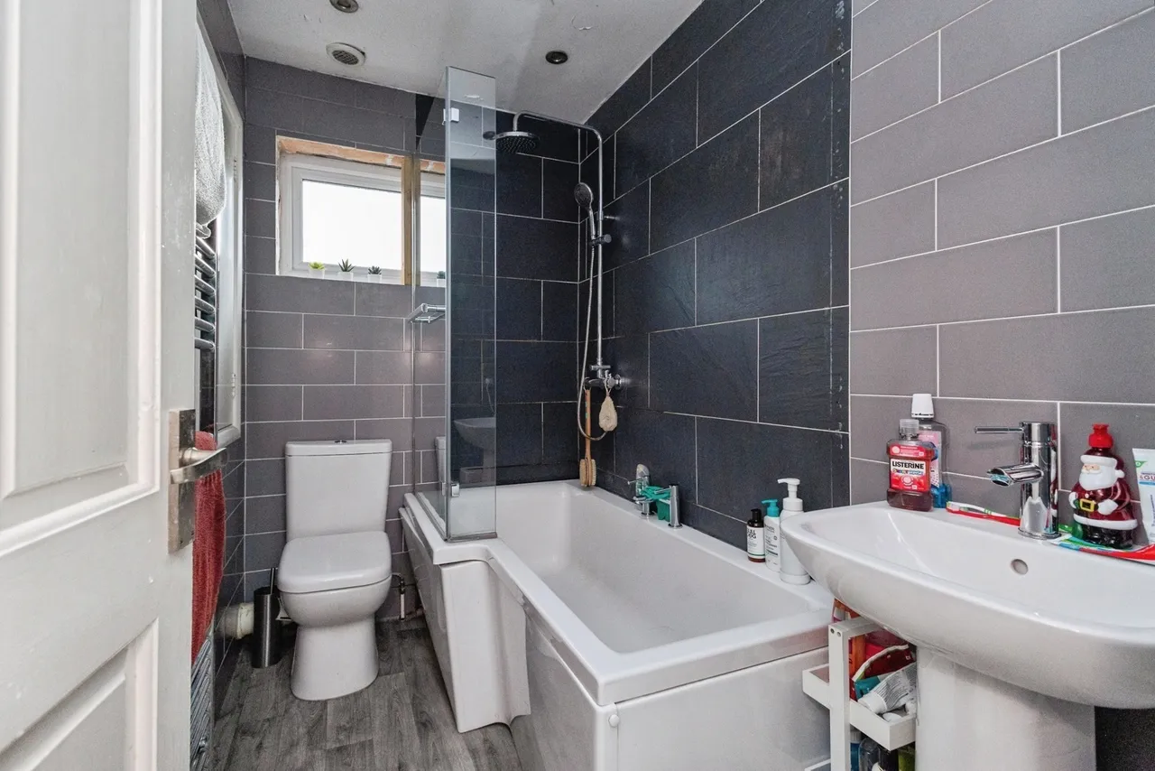 Lorgill Close, Stockport, Greater Manchester, SK3, photo 2