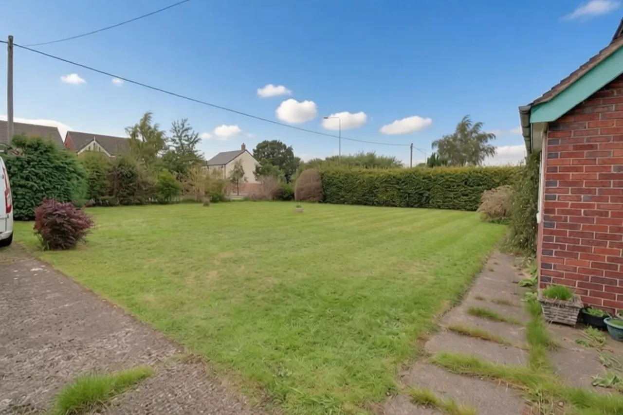 Newcastle Road, Crewe, photo 3
