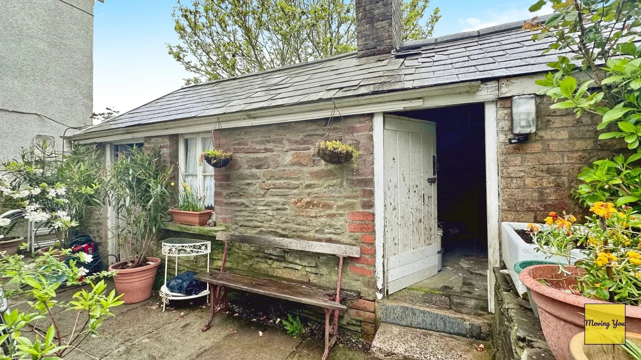 Ynys Y Mond Road, Alltwen, SA8 3BA, photo 8