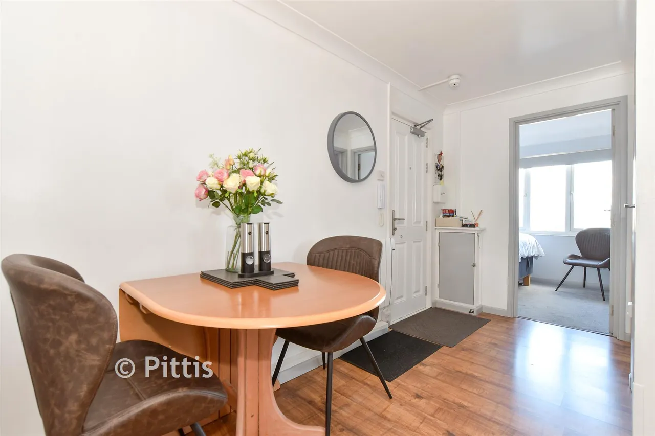 Prospect Road, Shanklin, PO37, photo 6
