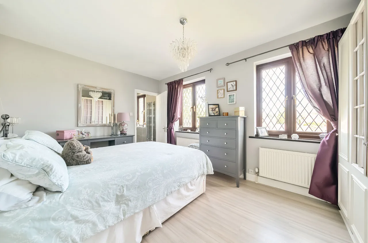 Brentmoor Road, West End, Woking, Surrey, GU24 9NN, photo 7