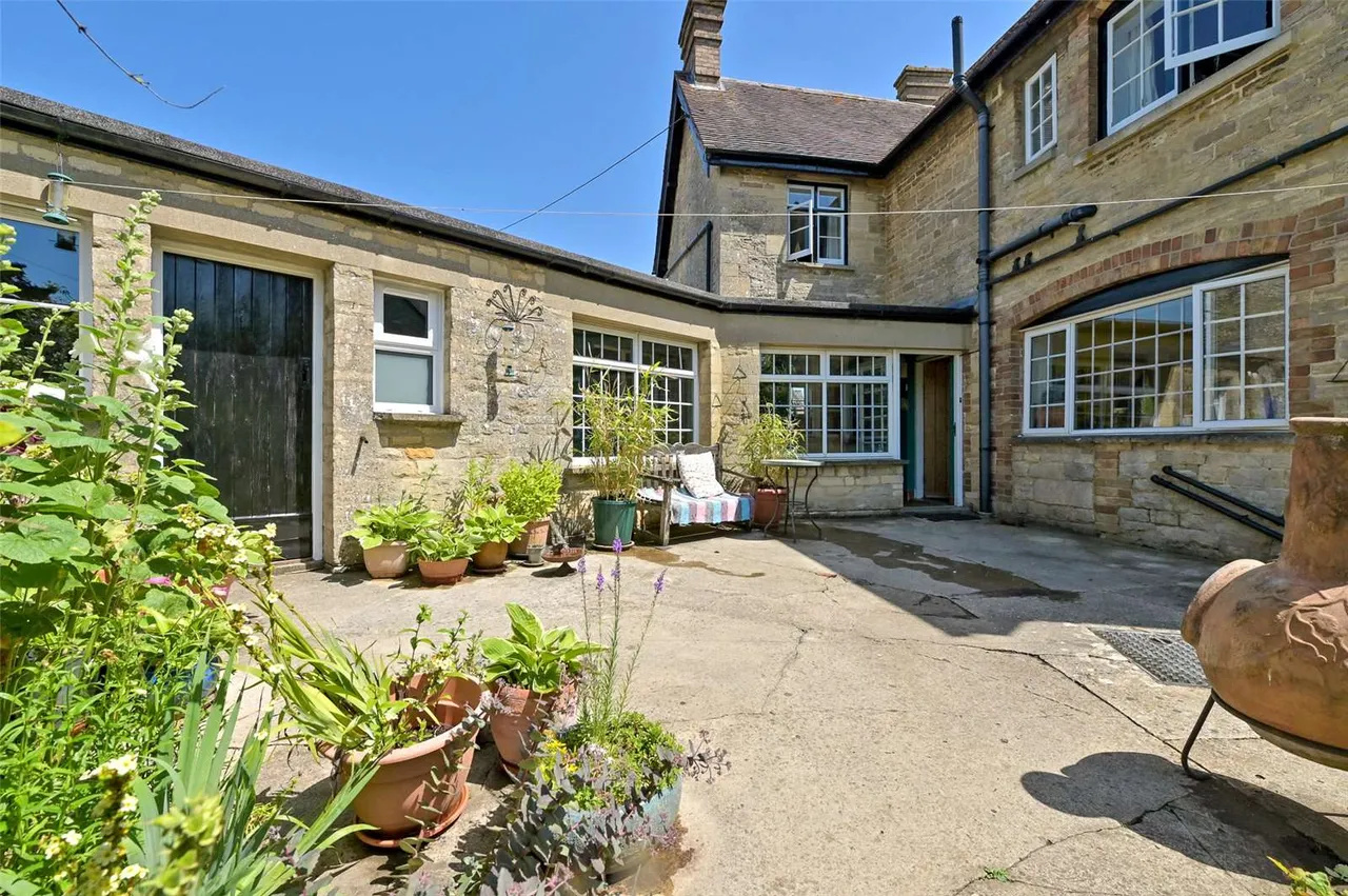 Pond Hill, Stonesfield, OX29, photo 14