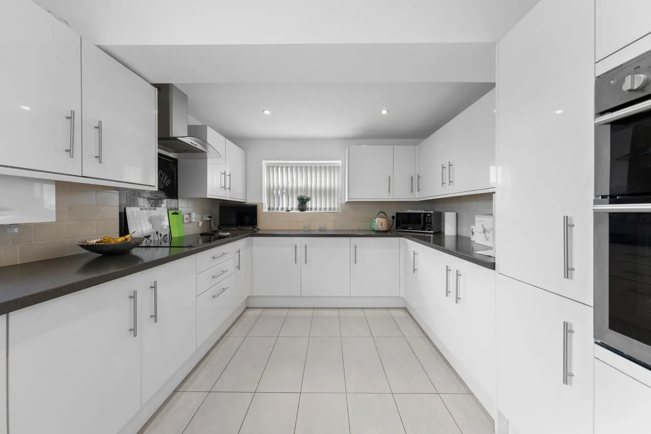 Tewkesbury Road, Golborne, Warrington, WA3 3LZ, photo 7