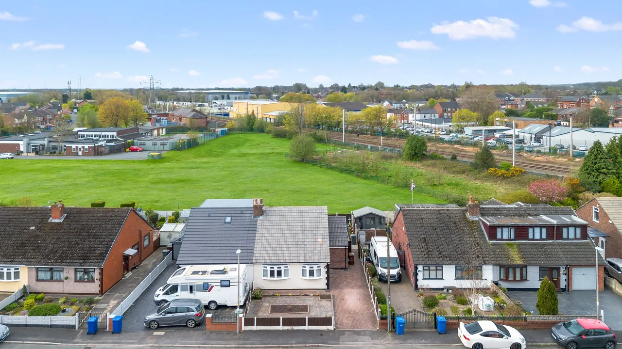 Tewkesbury Road, Golborne, Warrington, WA3 3LZ, photo 18