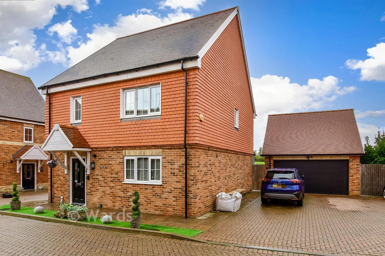 4 bed house for sale, Lodge Close, Allington, ME16