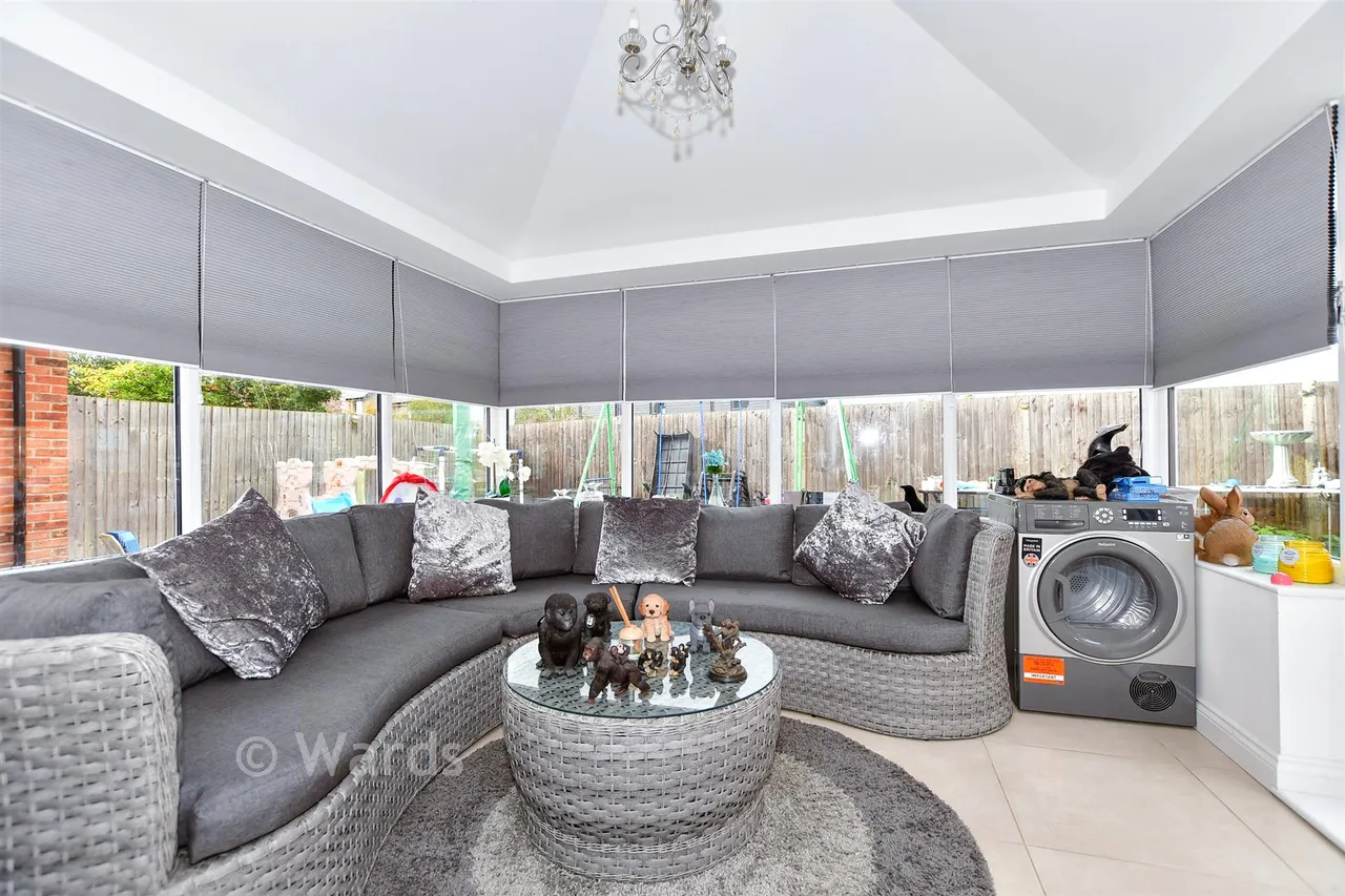 Lodge Close, Allington, ME16, photo 3