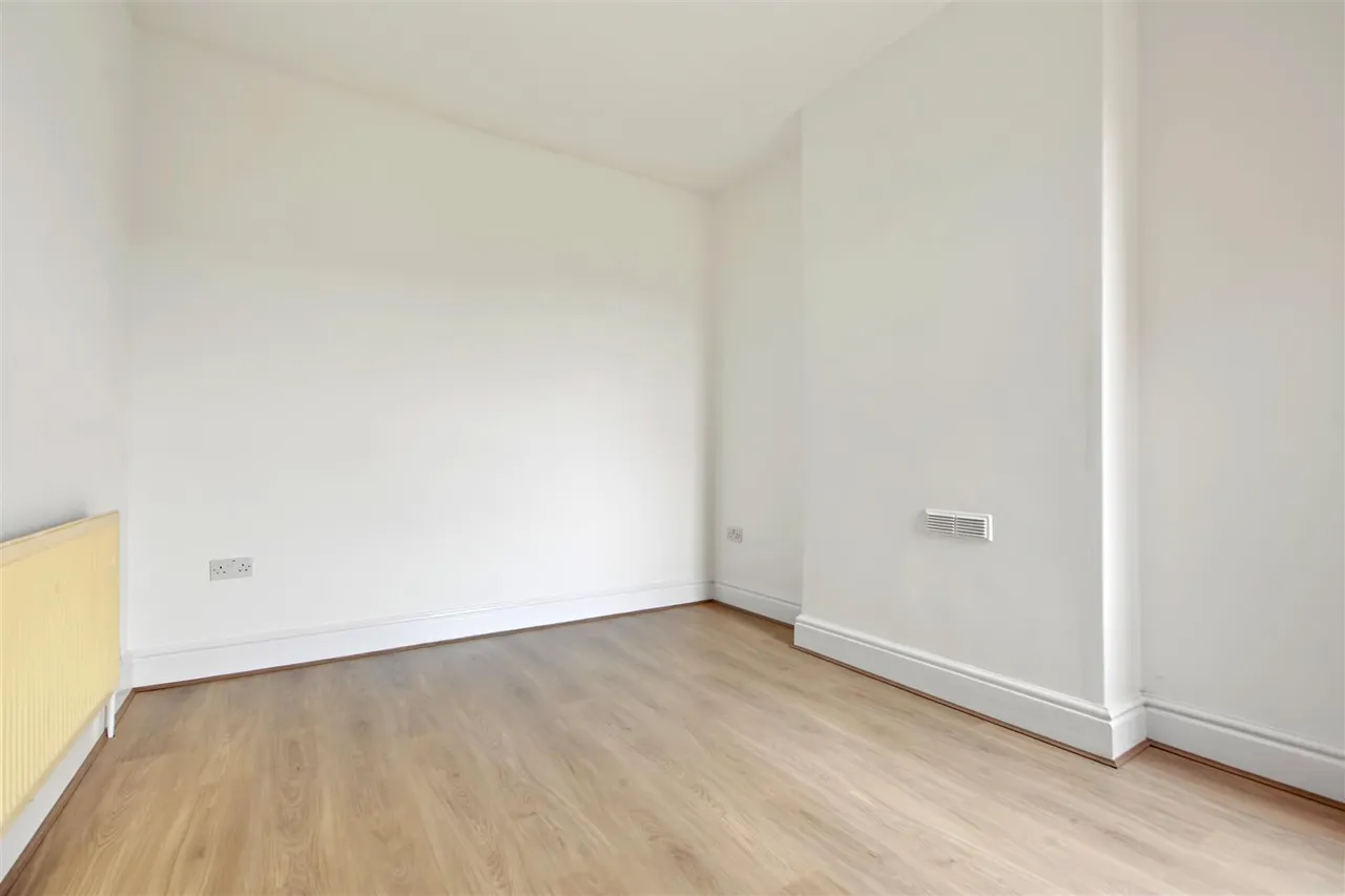 Oakleys Road, Long Eaton, NG10, photo 10