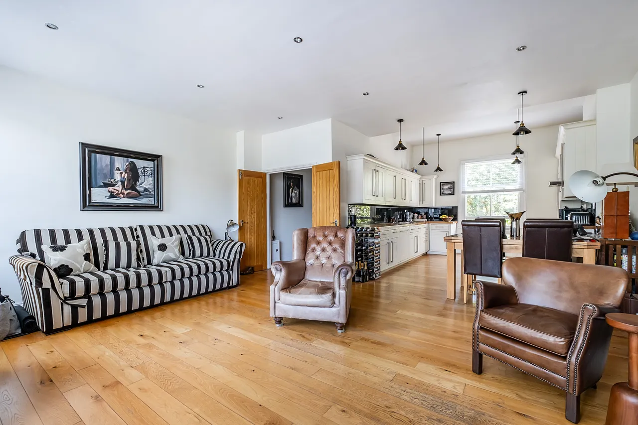 Kempsford Gardens, London, SW5, photo 2