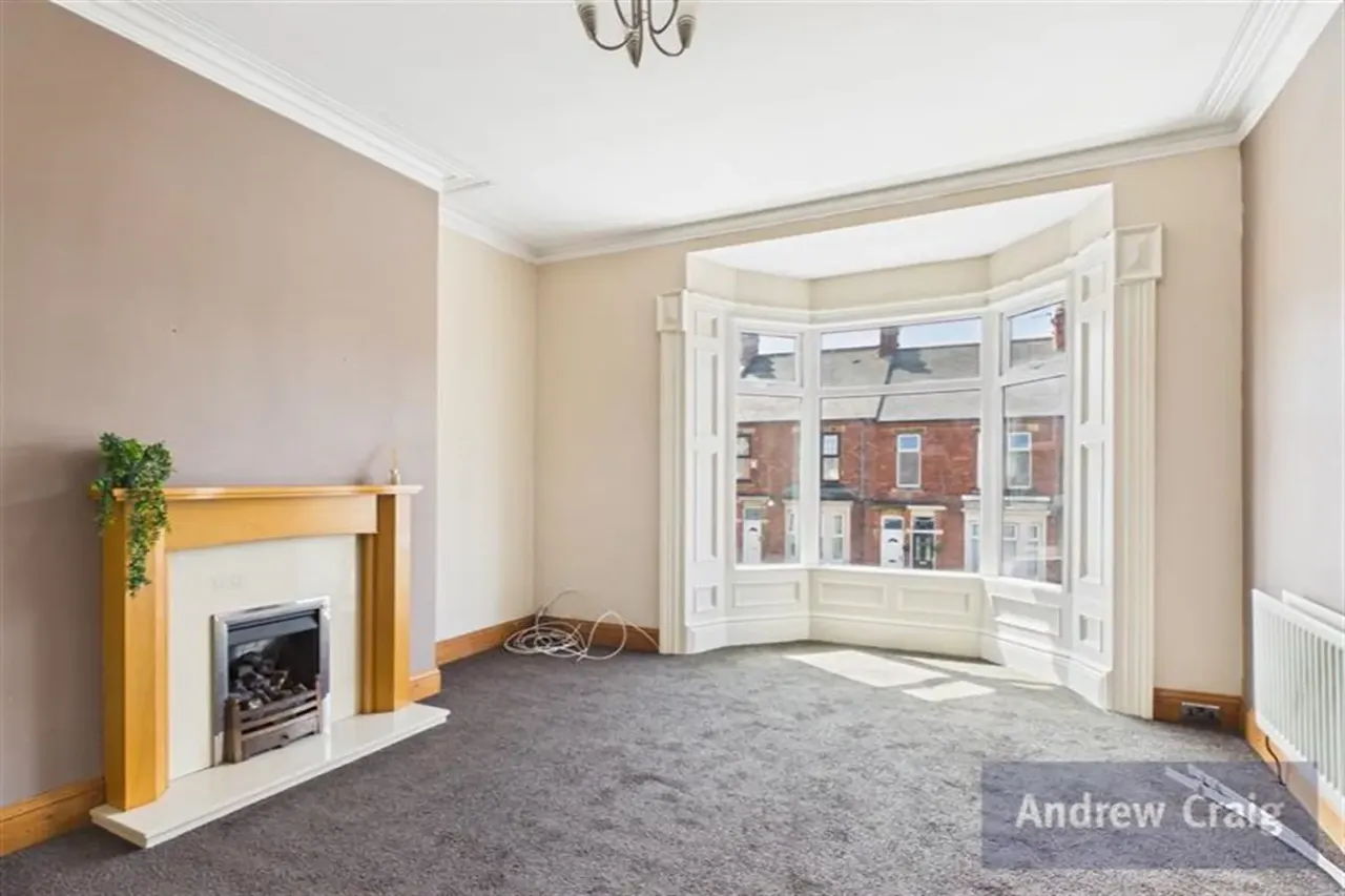 3 bed flat for sale, Stanhope Road, South Shields, NE33