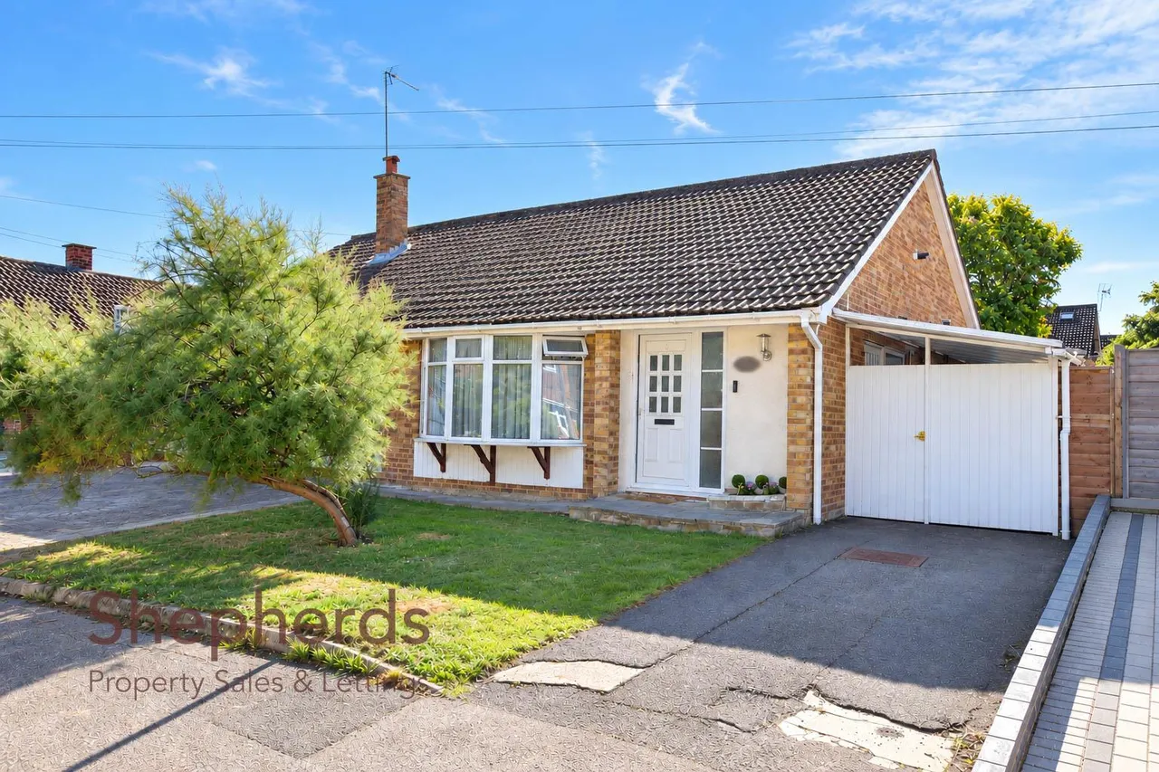2 bed house for sale, Bonney Grove, Goffs Oak, EN7
