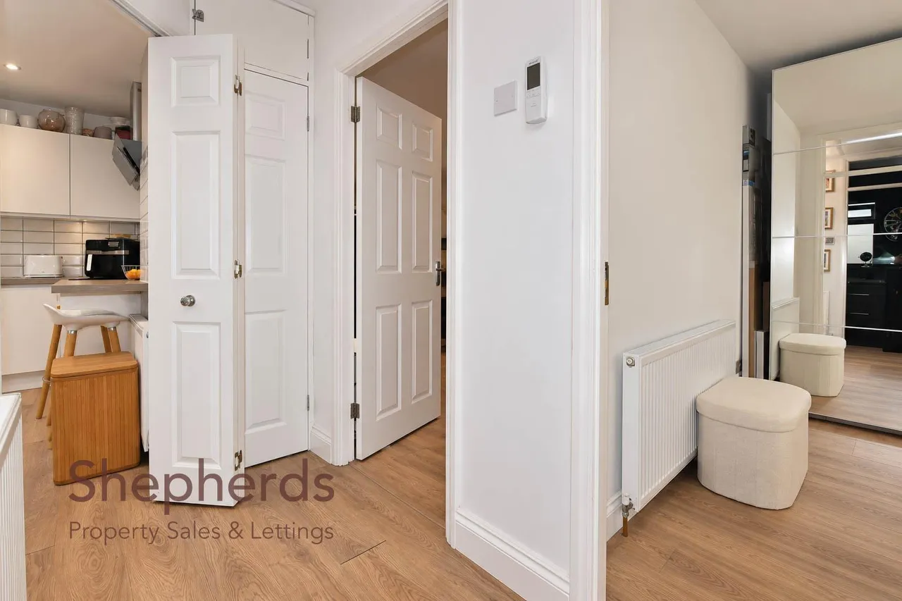 Bonney Grove, Goffs Oak, EN7, photo 8