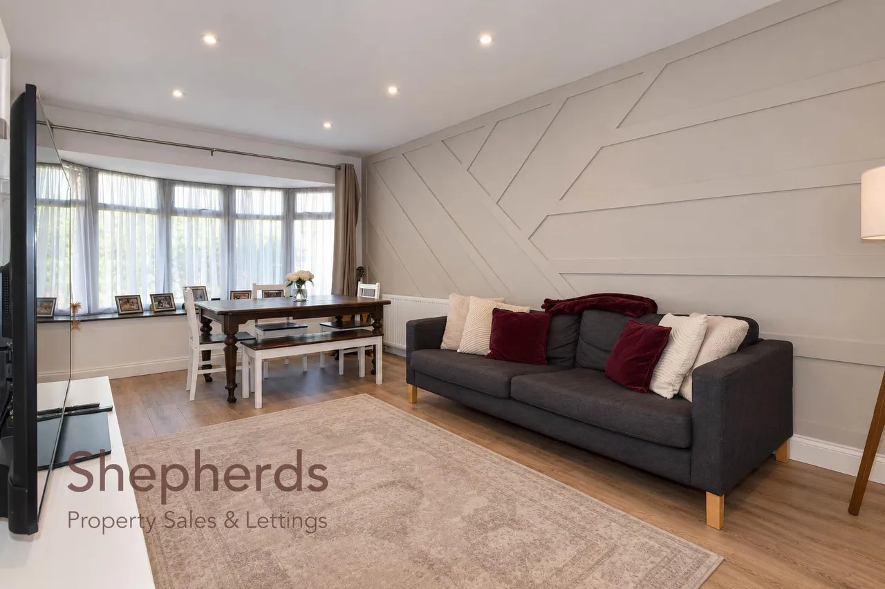 Bonney Grove, Goffs Oak, EN7, photo 2