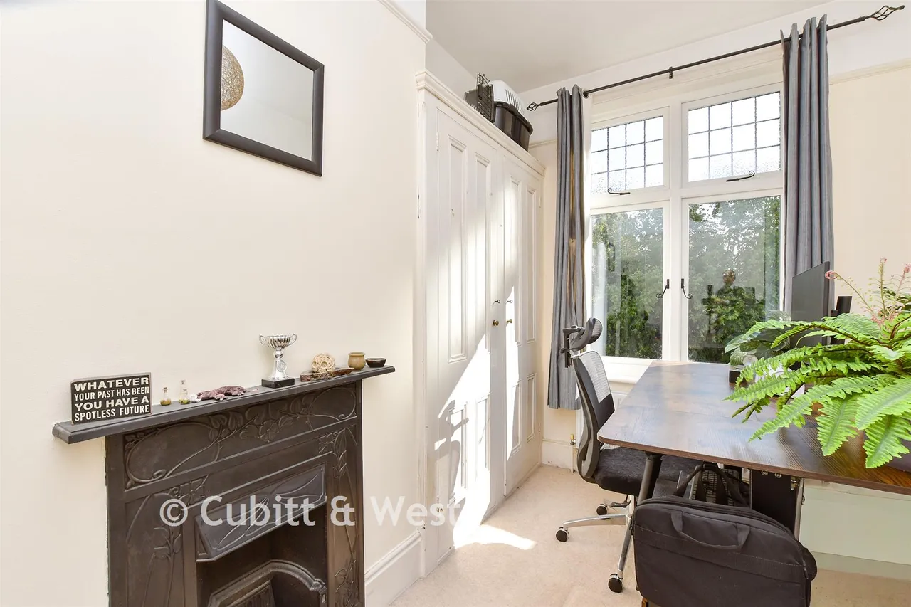 The Old Street, Fetcham, KT22, photo 7