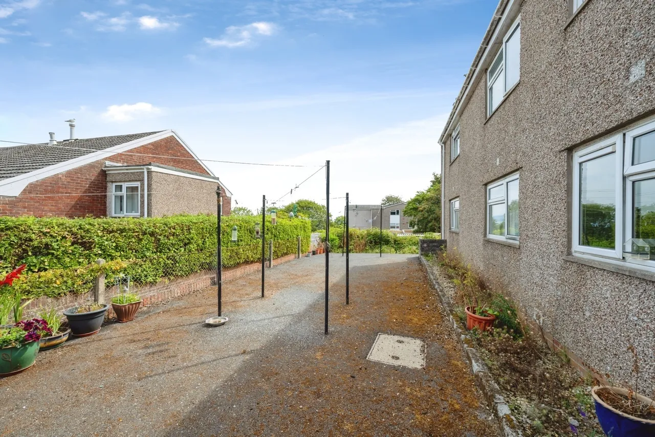 Alder Way, West Cross, SA3, photo 16