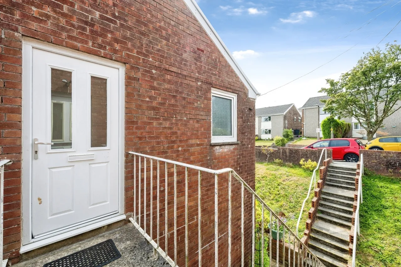 Alder Way, West Cross, SA3, photo 15