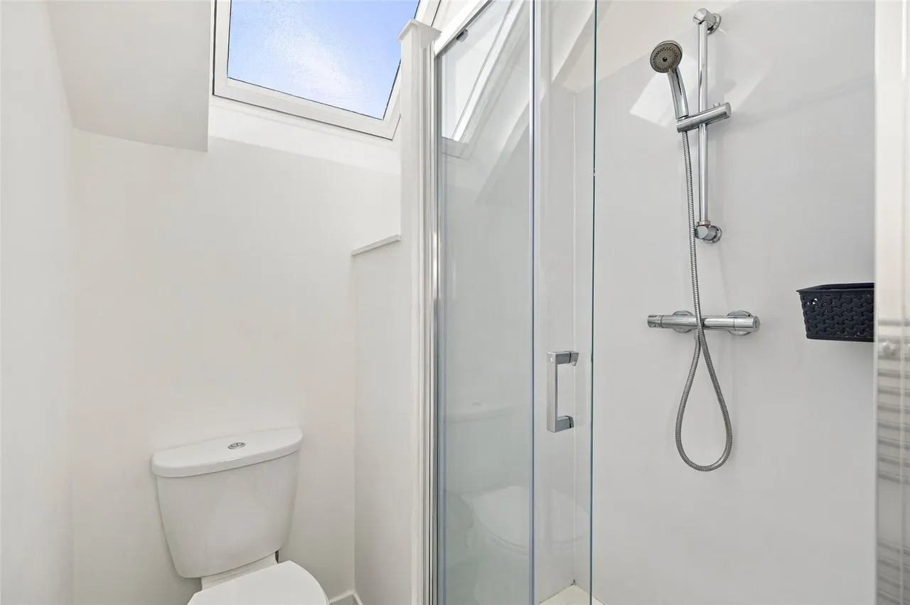 North Deeside Road, Cults, AB15, photo 15