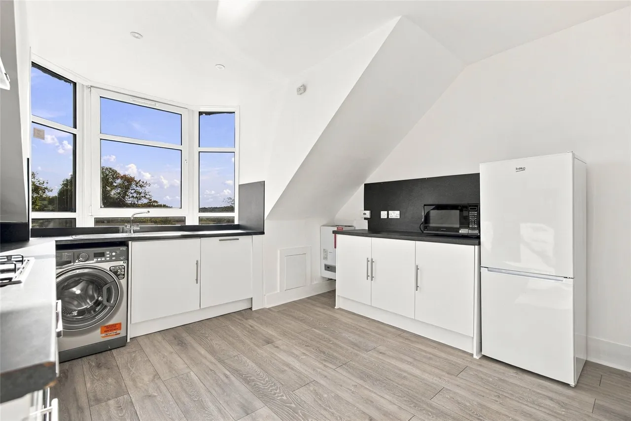 North Deeside Road, Cults, AB15, photo 8