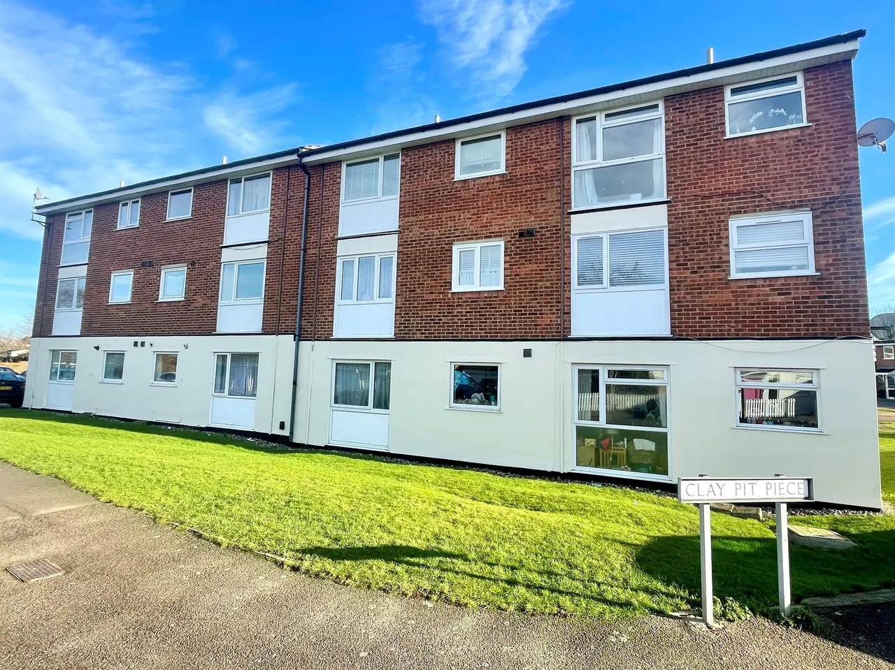 2 bed flat for sale, Clay Pit Piece Saffron Walden, CB11