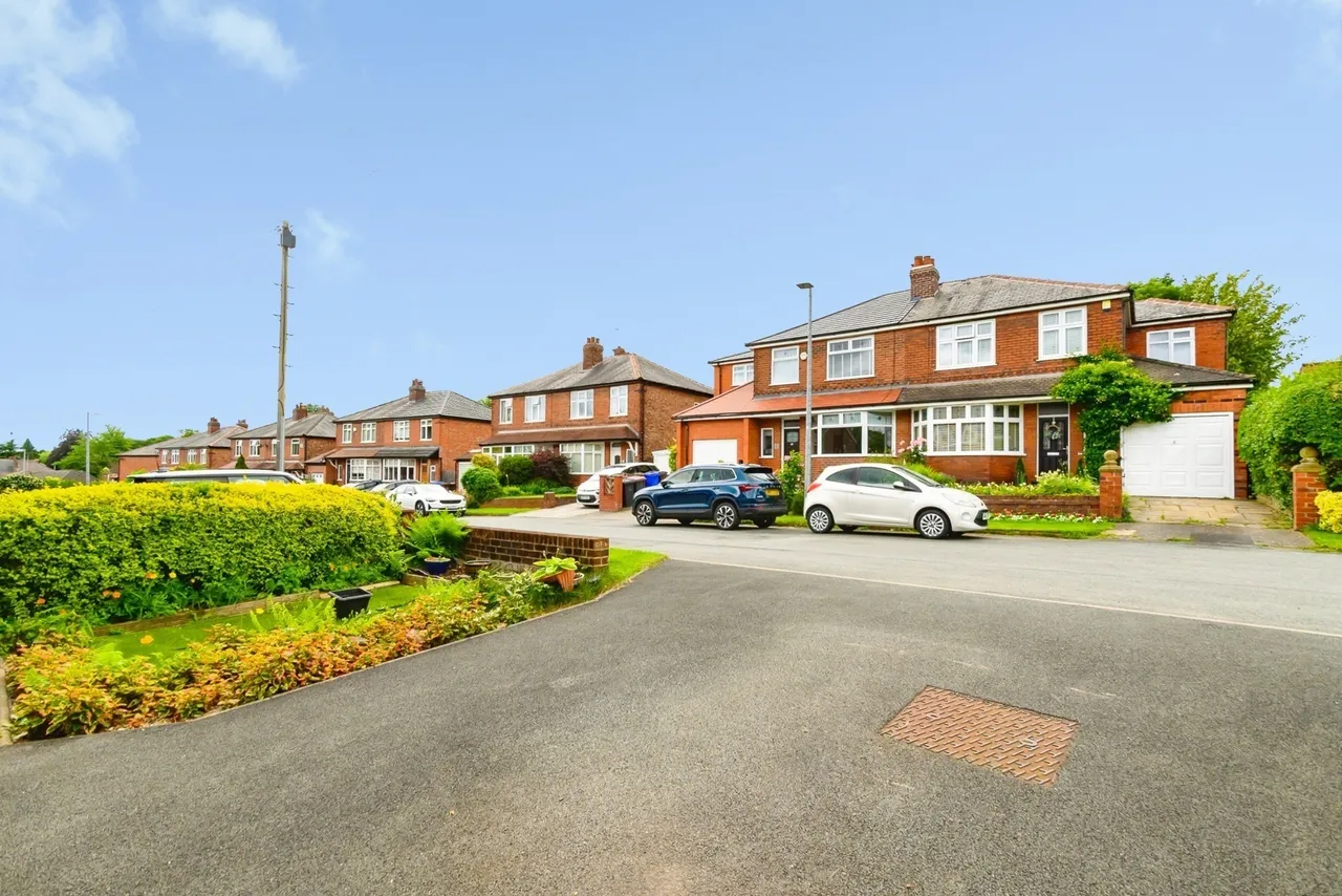 Douglas Road, Worsley, Manchester, Greater Manchester, M28, photo 2