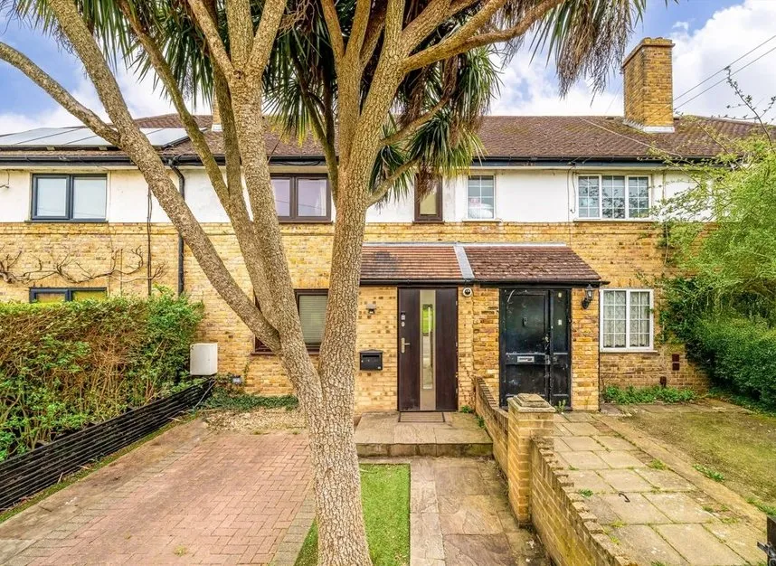 3 bed house for sale — Unwin Road, Isleworth, TW7