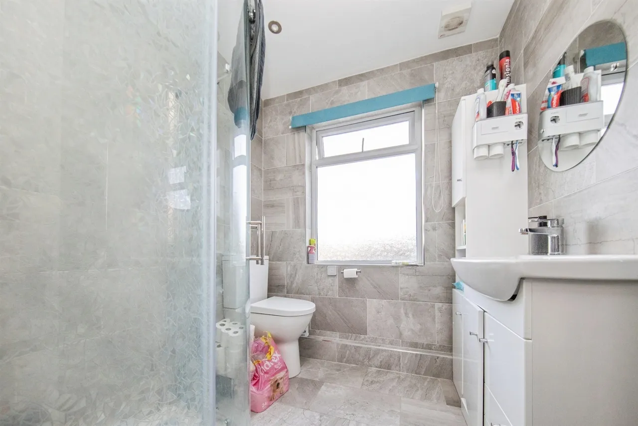 Knox Gardens, Clacton-On-Sea, CO15, photo 13
