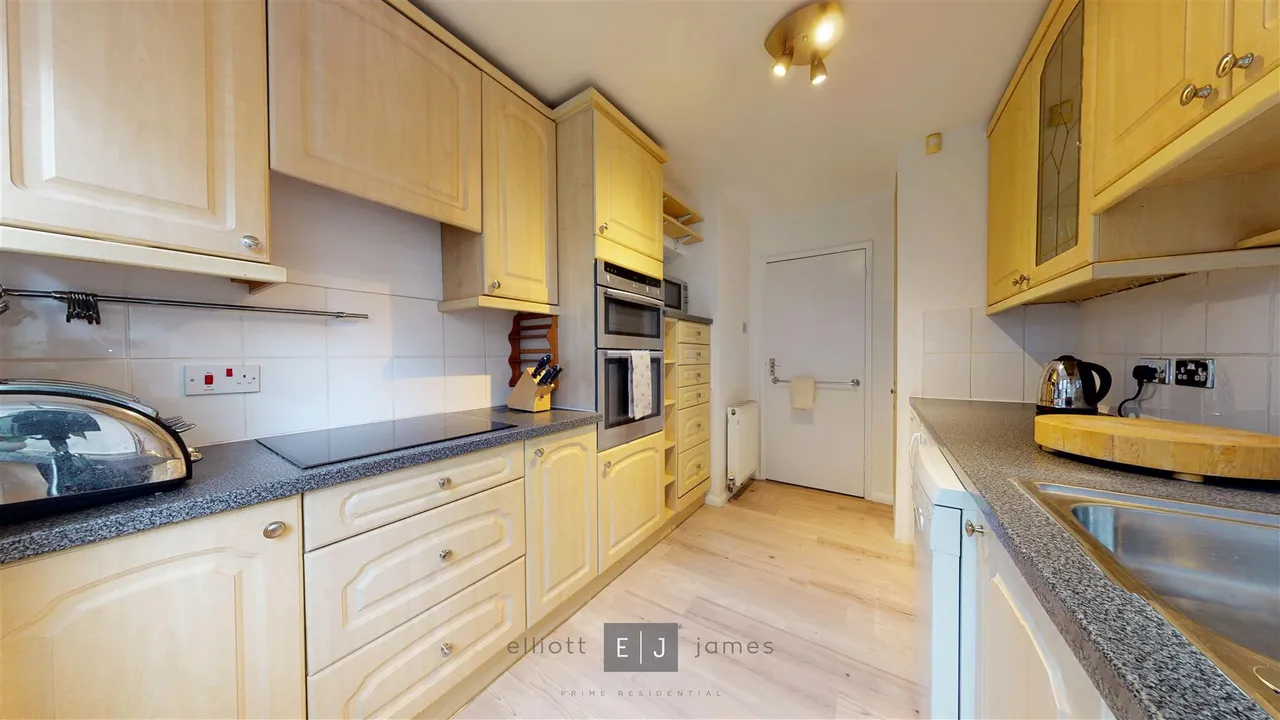 Rectory Lane, Loughton, photo 7