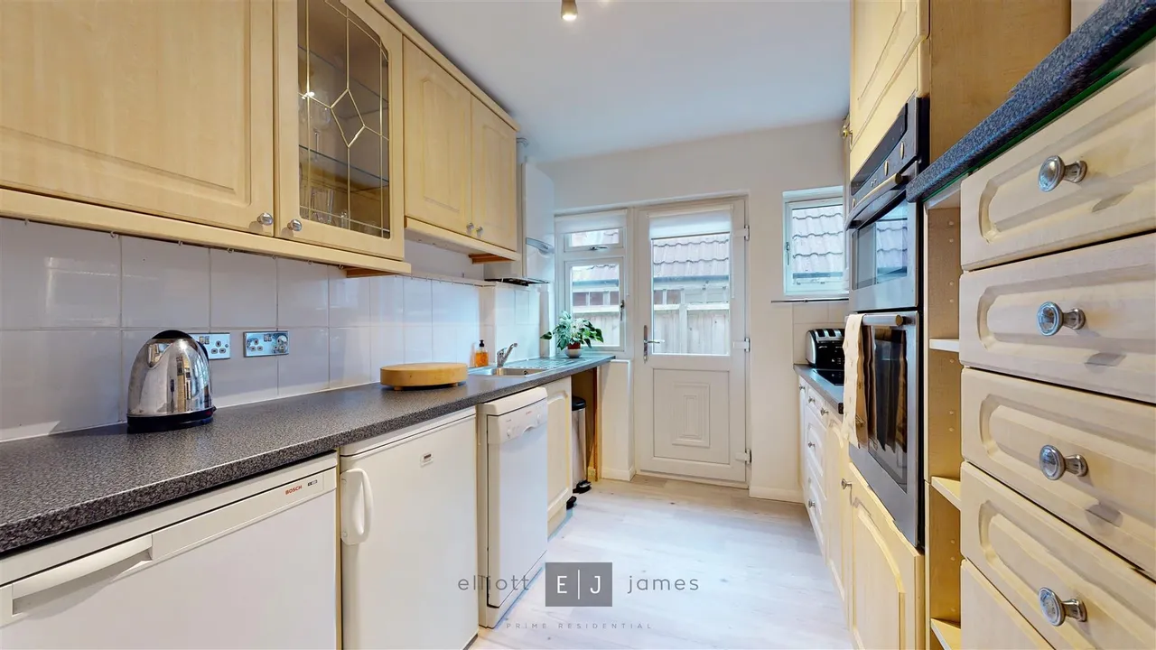 Rectory Lane, Loughton, photo 6