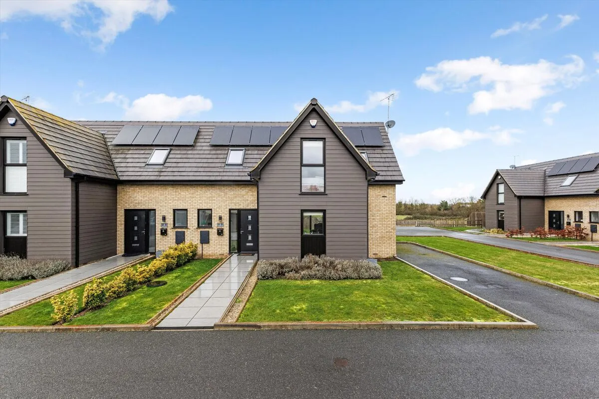 3 bed house for sale, Cocks Lane, Warfield, RG42