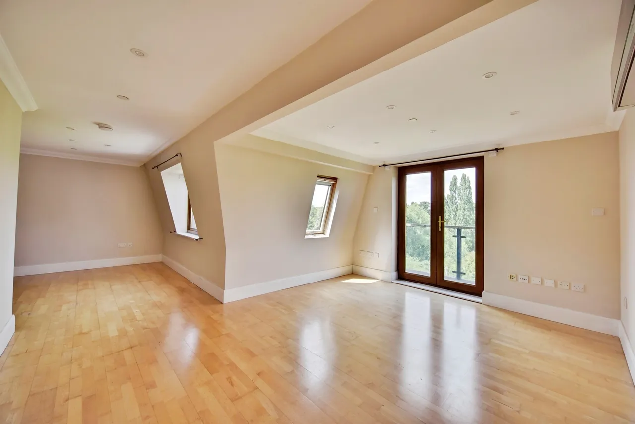 The Priory, East Farleigh, ME15, photo 6