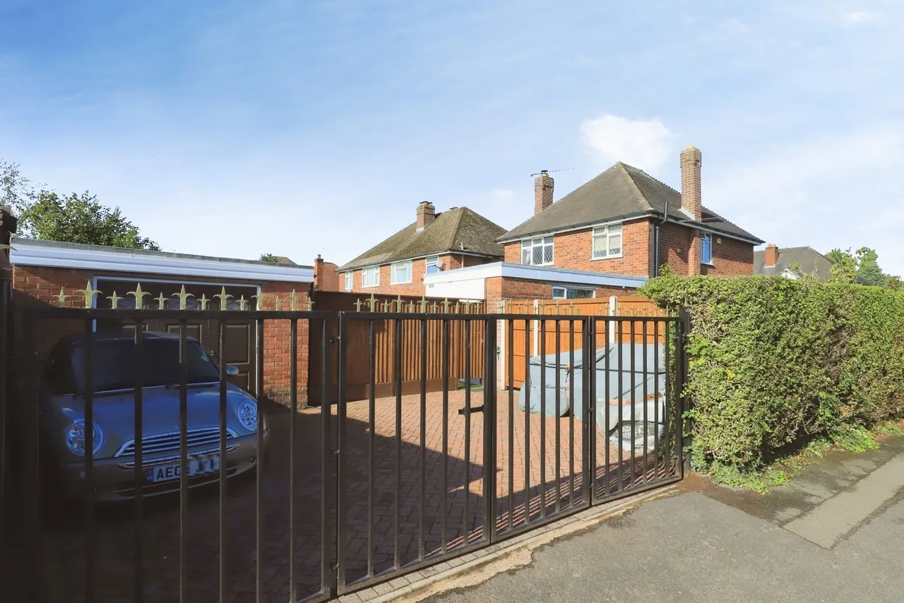 Spring Grove Crescent, Kidderminster, DY11, photo 15