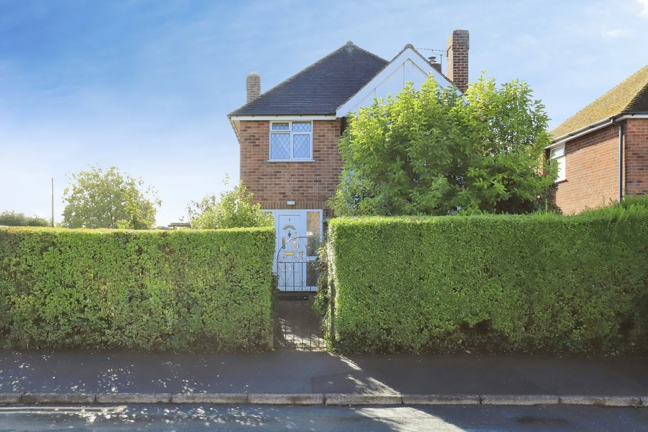 3 bed house for sale, Spring Grove Crescent, Kidderminster, DY11