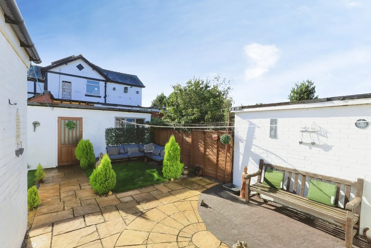 Spring Grove Crescent, Kidderminster, DY11, photo 18